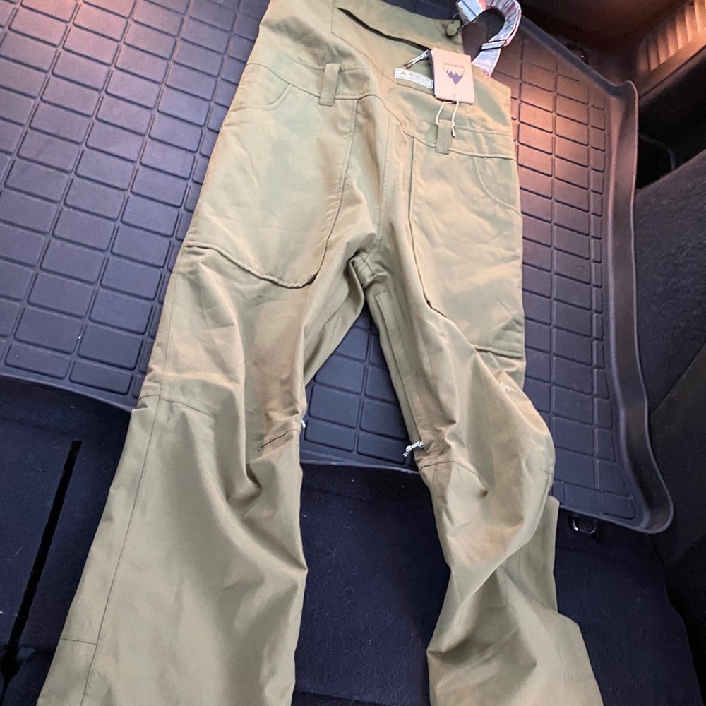 Women’s Burton Avalon Snow-pant Bib